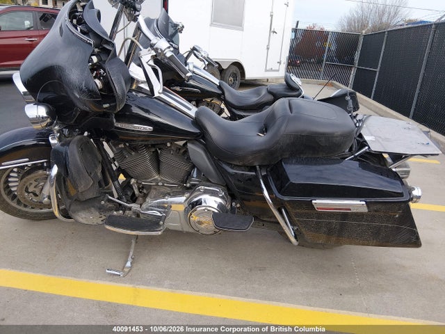40091453 :رقم المزاد ، 5HD1KEMAXCB684165 vin ، 2012 Harley-davidson Flhtk Electra Glide Ultra Ltd مزاد بيع