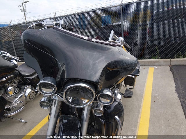 40091453 :رقم المزاد ، 5HD1KEMAXCB684165 vin ، 2012 Harley-davidson Flhtk Electra Glide Ultra Ltd مزاد بيع
