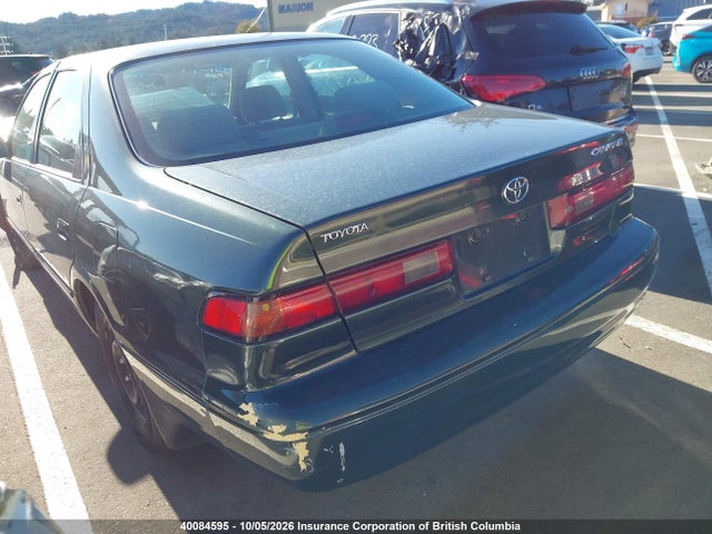 40084595 :رقم المزاد ، JT2BG22K4X0347574 vin ، 1999 Toyota Camry Le/xle مزاد بيع