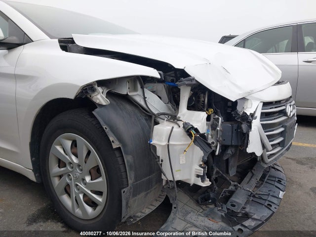 2017 Hyundai Elantra Se მანქანა იყიდება აუქციონზე, vin: 5NPD74LF6HH080374, აუქციონის ნომერი: 40080277