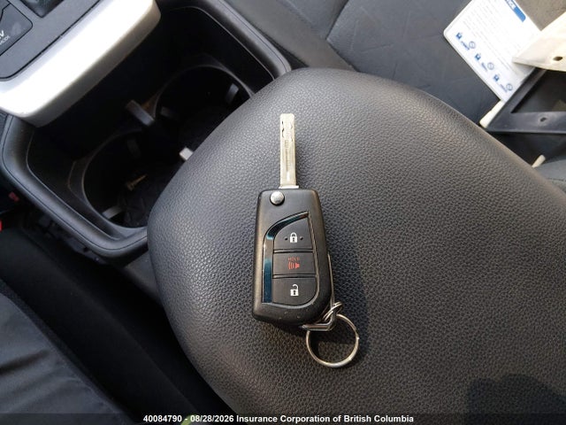 2T3BWRFV9PW151729 Toyota RAV4 LE