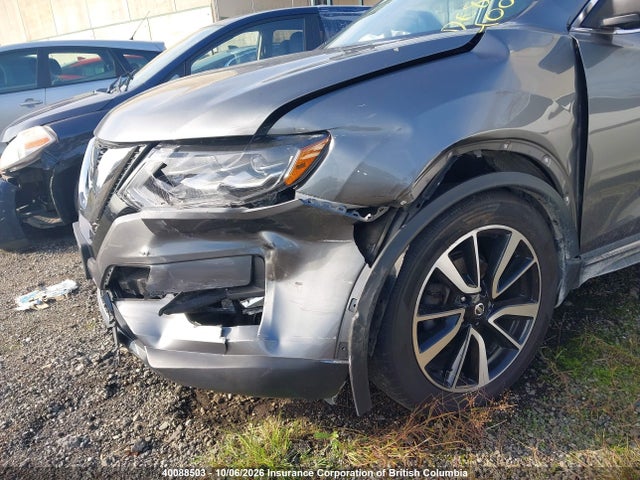 2017 Nissan Rogue Sv/sl მანქანა იყიდება აუქციონზე, vin: 5N1AT2MV9HC891716, აუქციონის ნომერი: 40088503