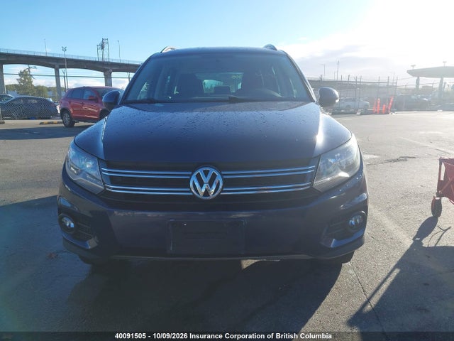 Продажа на аукционе авто 2015 Volkswagen Tiguan Comfortline/highline/special Edition/trendline, vin: WVGJV7AX7FW531076, номер лота: 40091505