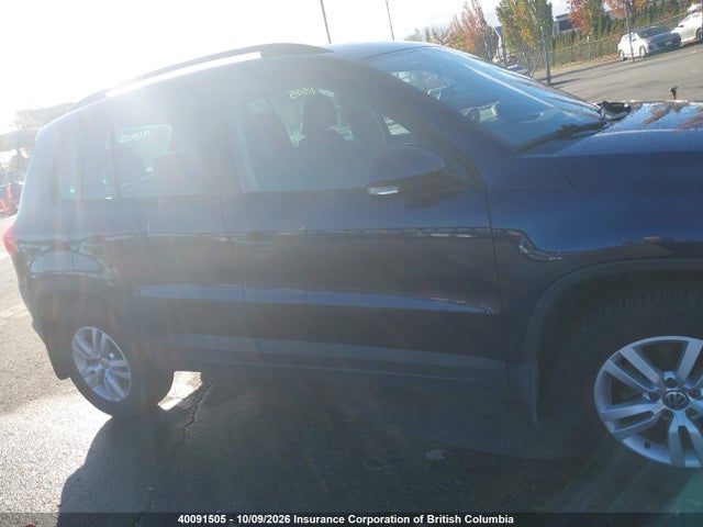 Продажа на аукционе авто 2015 Volkswagen Tiguan Comfortline/highline/special Edition/trendline, vin: WVGJV7AX7FW531076, номер лота: 40091505