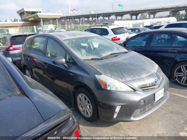 40088763 :رقم المزاد ، JTDZN3EU7D3199395 vin ، 2013 Toyota Prius V مزاد بيع
