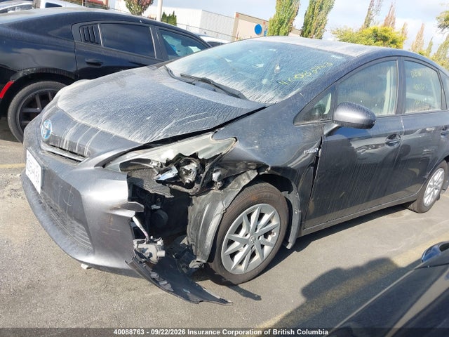 40088763 :رقم المزاد ، JTDZN3EU7D3199395 vin ، 2013 Toyota Prius V مزاد بيع