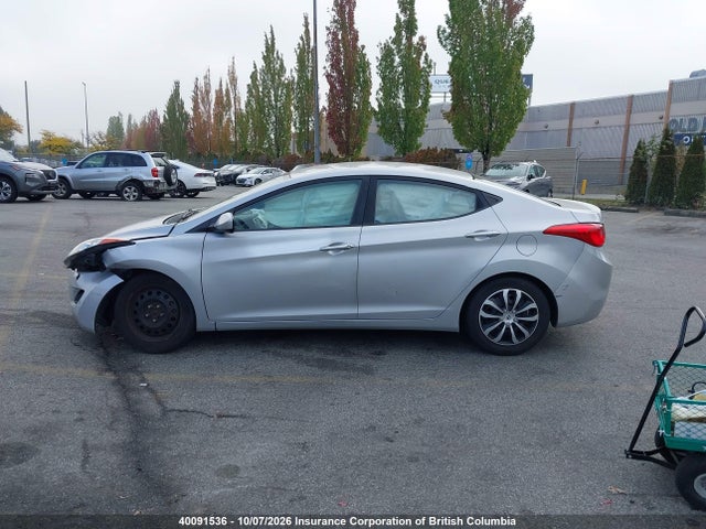 2011 Hyundai Elantra Gls/limited მანქანა იყიდება აუქციონზე, vin: 5NPDH4AE5BH057537, აუქციონის ნომერი: 40091536