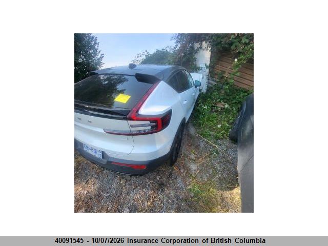 Volvo C40 2023 YV4ED3GL0P2039078 Image 4