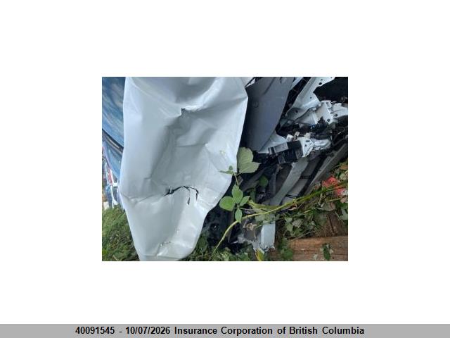 Volvo C40 2023 YV4ED3GL0P2039078 Image 7