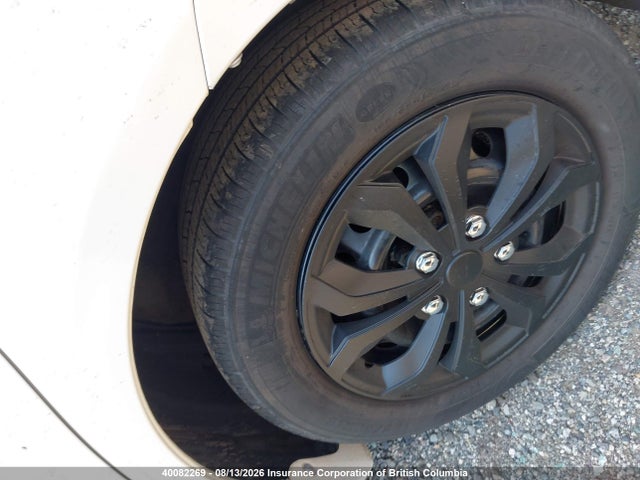 40082269 :رقم المزاد ، 2T1BU4EE0AC490570 vin ، 2010 Toyota Corolla Ce مزاد بيع