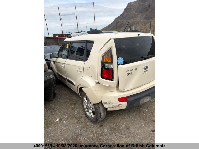 40091569 :رقم المزاد ، KNDJT2A26B7712305 vin ، 2011 Kia Soul مزاد بيع