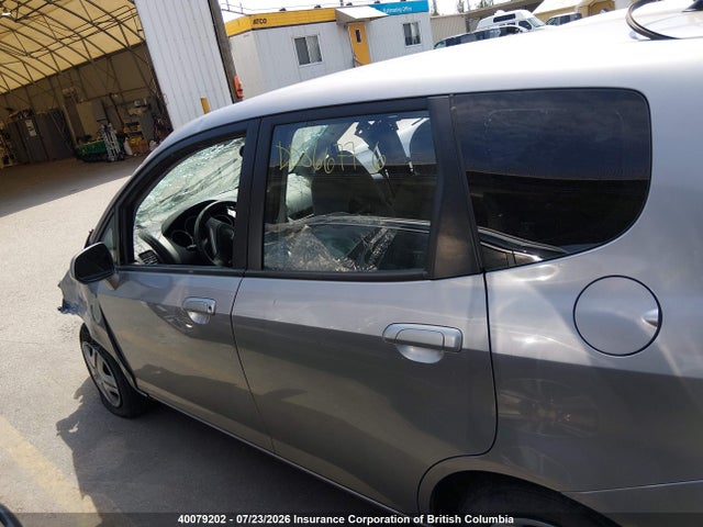40079202 :رقم المزاد ، JHMGD38468S813174 vin ، 2008 Honda Fit Dx/lx مزاد بيع
