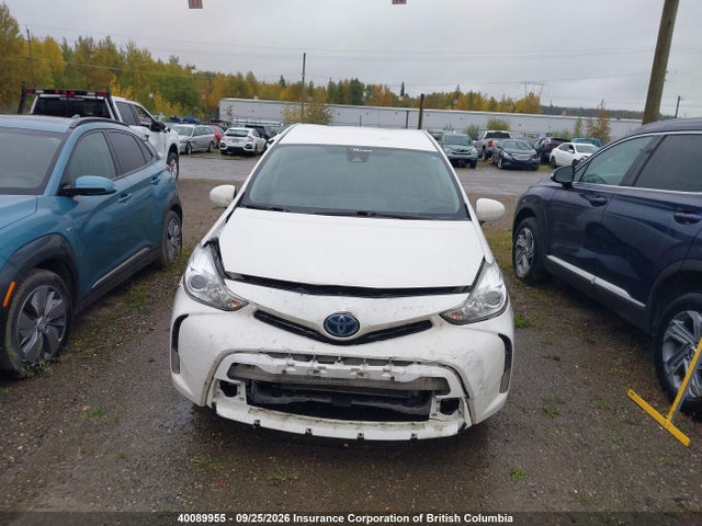 40089955 :رقم المزاد ، JTDZN3EU8JJ074848 vin ، 2018 Toyota Prius V مزاد بيع