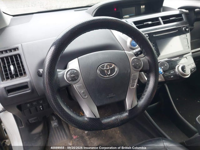 40089955 :رقم المزاد ، JTDZN3EU8JJ074848 vin ، 2018 Toyota Prius V مزاد بيع