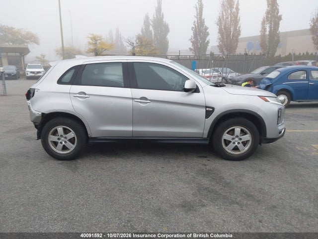Продажа на аукционе авто 2023 Mitsubishi Rvr, vin: JA4AHUAUXPU605114, номер лота: 40091592