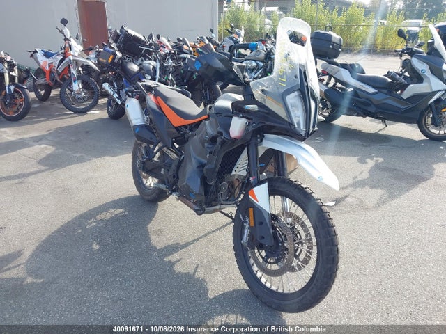 40091671 :رقم المزاد ، LCETS7402TH704765 vin ، 2026 Ktm 790 Adventure مزاد بيع