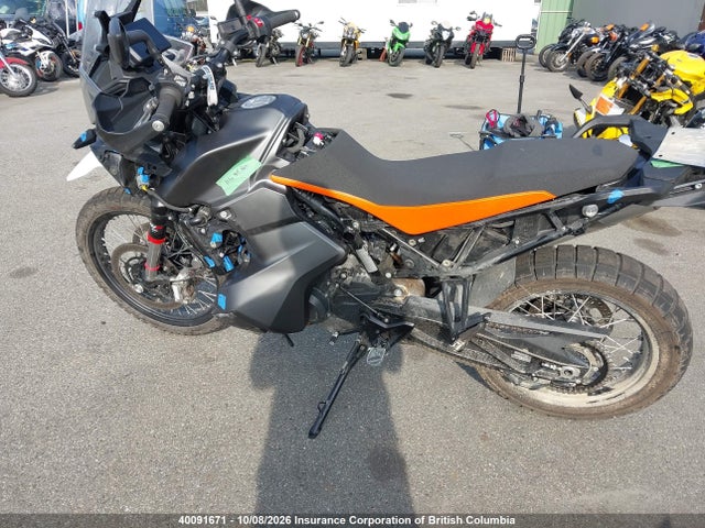 40091671 :رقم المزاد ، LCETS7402TH704765 vin ، 2026 Ktm 790 Adventure مزاد بيع