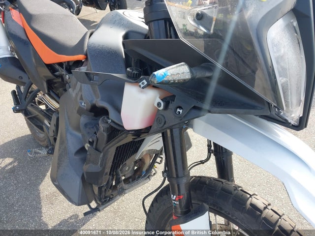 40091671 :رقم المزاد ، LCETS7402TH704765 vin ، 2026 Ktm 790 Adventure مزاد بيع