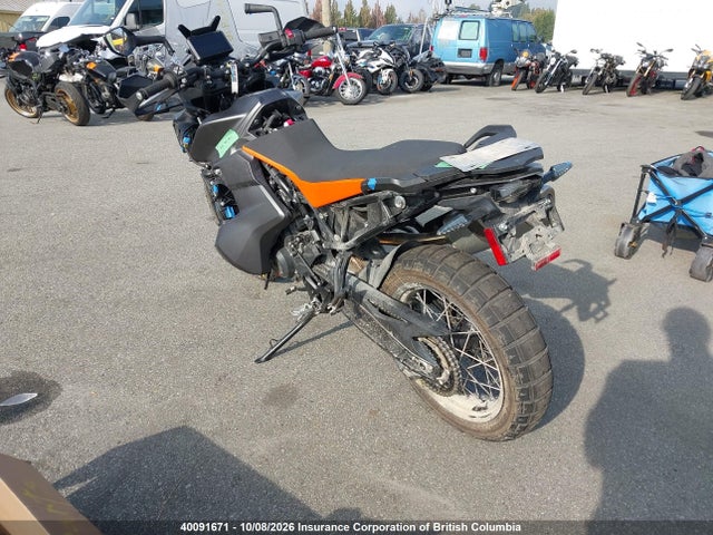 40091671 :رقم المزاد ، LCETS7402TH704765 vin ، 2026 Ktm 790 Adventure مزاد بيع