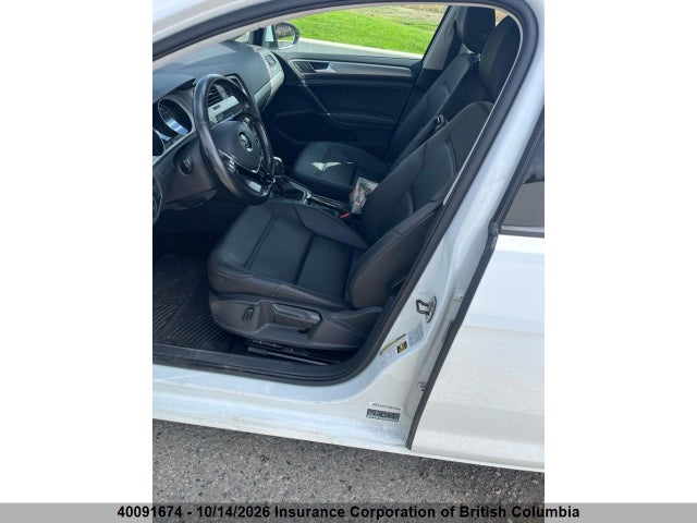 3VW017AU7HM523206 Volkswagen Golf