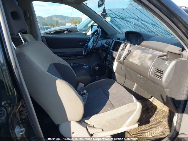 40091686 :رقم المزاد ، JN8BT08VX5W111261 vin ، 2005 Nissan X-trail Xe/se مزاد بيع