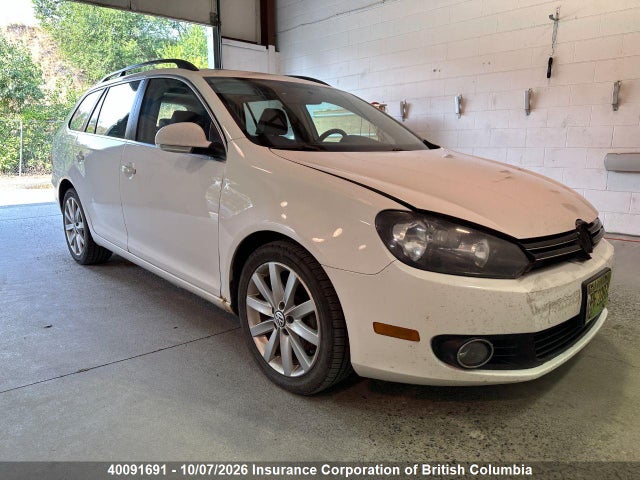 Продажа на аукционе авто 2012 Volkswagen Golf, vin: 3VWPL7AJ1CM645261, номер лота: 40091691