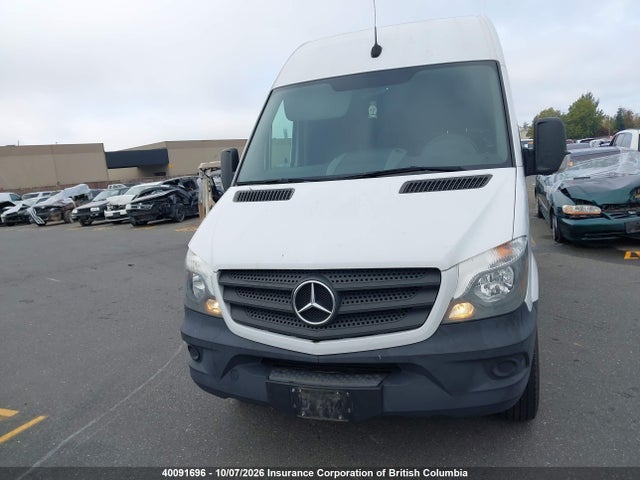 40091696 :رقم المزاد ، WD3BE7CD0JP588194 vin ، 2018 Mercedes-benz Sprinter 2500 مزاد بيع