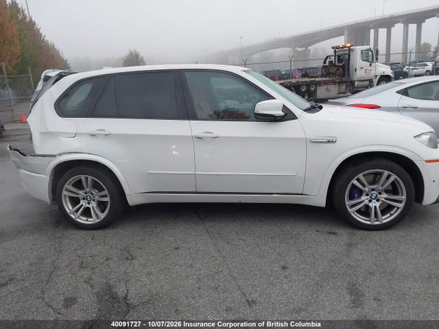 40091727 :رقم المزاد ، 5YMGY0C53DLL15997 vin ، 2013 Bmw X5 مزاد بيع