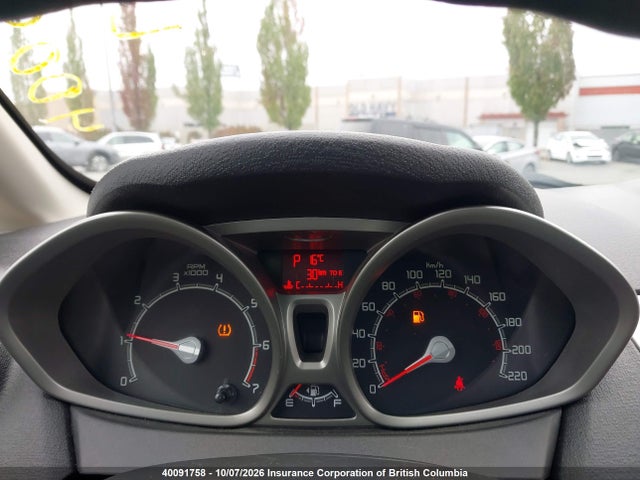 2013 Ford Fiesta Se მანქანა იყიდება აუქციონზე, vin: 3FADP4EJ2DM217015, აუქციონის ნომერი: 40091758
