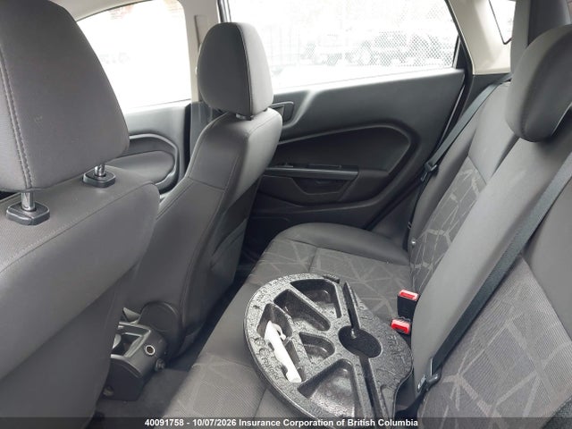 2013 Ford Fiesta Se მანქანა იყიდება აუქციონზე, vin: 3FADP4EJ2DM217015, აუქციონის ნომერი: 40091758