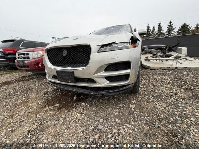 Jaguar F-pace Prestige 2017 SADCK2BV2HA494514 Image 12
