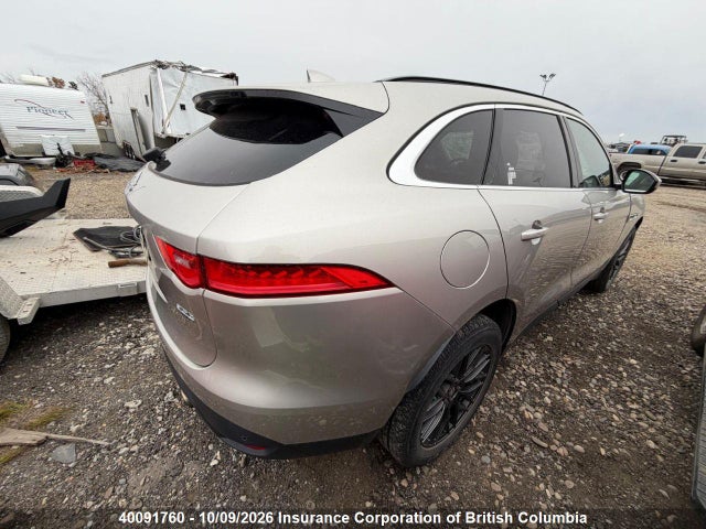 Jaguar F-pace Prestige 2017 SADCK2BV2HA494514 Image 3