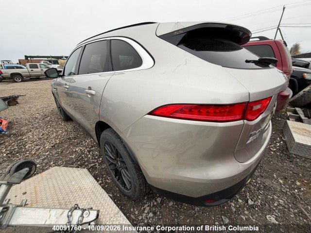 Jaguar F-pace Prestige 2017 SADCK2BV2HA494514 Image 4