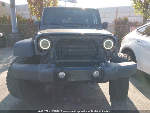 40091772 :رقم المزاد ، 1C4BJWDG6JL810300 vin ، 2018 Jeep Wrangler Jk Unlimited Sport مزاد بيع