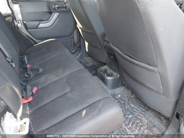 40091772 :رقم المزاد ، 1C4BJWDG6JL810300 vin ، 2018 Jeep Wrangler Jk Unlimited Sport مزاد بيع