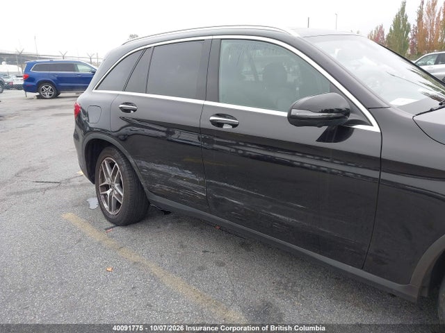 2019 Mercedes-benz Glc 300 4matic მანქანა იყიდება აუქციონზე, vin: WDC0G4KB3KV159757, აუქციონის ნომერი: 40091775