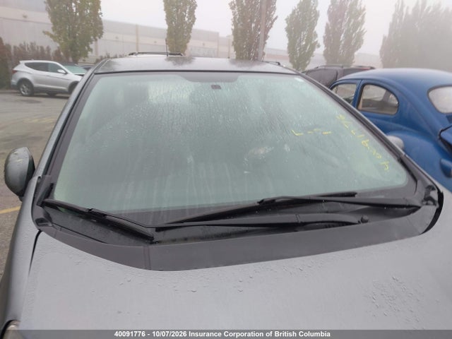 2013 Honda Fit მანქანა იყიდება აუქციონზე, vin: LUCGE8H5XD3008668, აუქციონის ნომერი: 40091776