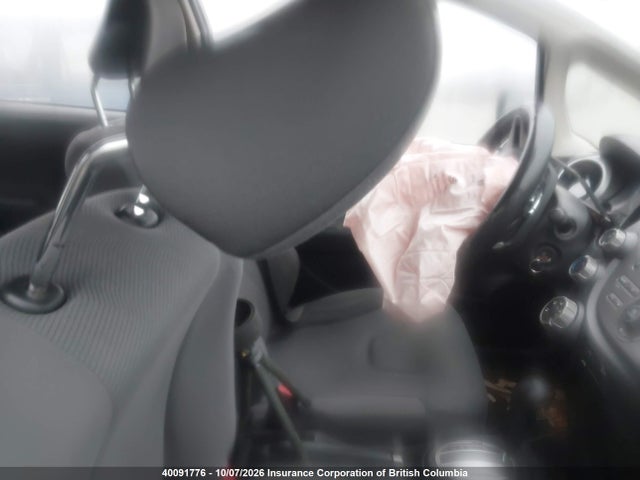 2013 Honda Fit მანქანა იყიდება აუქციონზე, vin: LUCGE8H5XD3008668, აუქციონის ნომერი: 40091776