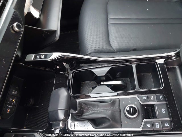 Продажа на аукционе авто 2024 Kia Sorento Ex/x-line Ex, vin: 5XYRHDJF6RG284302, номер лота: 40090781