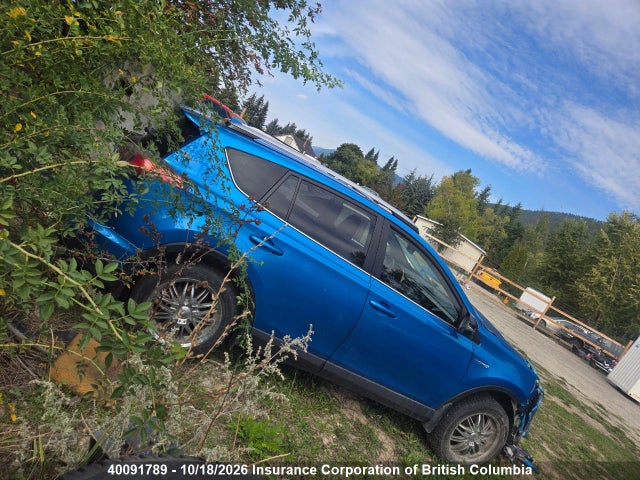 Toyota RAV4 2017 JTMJJREV7HD117945 Image 4