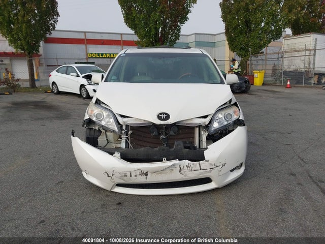 2012 Toyota Sienna Xle 7 Passenger მანქანა იყიდება აუქციონზე, vin: 5TDDK3DC2CS045296, აუქციონის ნომერი: 40091804