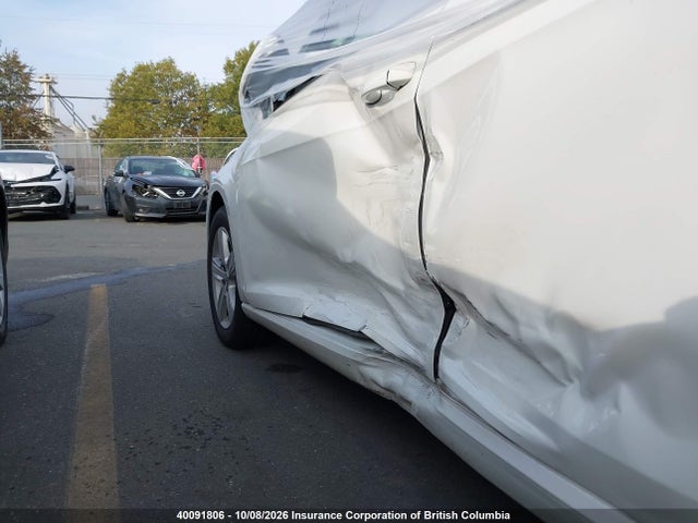 40091806 :رقم المزاد ، 3VWG57AU0KM032745 vin ، 2019 Volkswagen Golf مزاد بيع