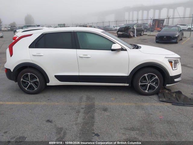 KIA Niro 2026 KNDCP3LE8T5339484 Image 13