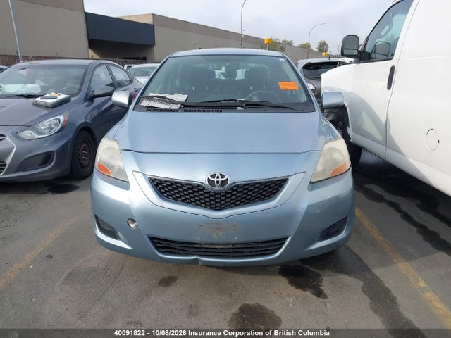 40091822 :رقم المزاد ، JTDBT903X91320335 vin ، 2009 Toyota Yaris مزاد بيع