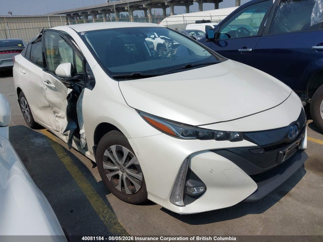 Auction sale of the 2020 Toyota Prius Prime Le/xle/limited, vin: JTDKARFP1L3153875, lot number: 40081184