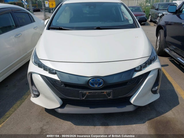 40081184 :رقم المزاد ، JTDKARFP1L3153875 vin ، 2020 Toyota Prius Prime Le/xle/limited مزاد بيع