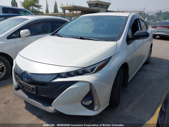 40081184 :رقم المزاد ، JTDKARFP1L3153875 vin ، 2020 Toyota Prius Prime Le/xle/limited مزاد بيع