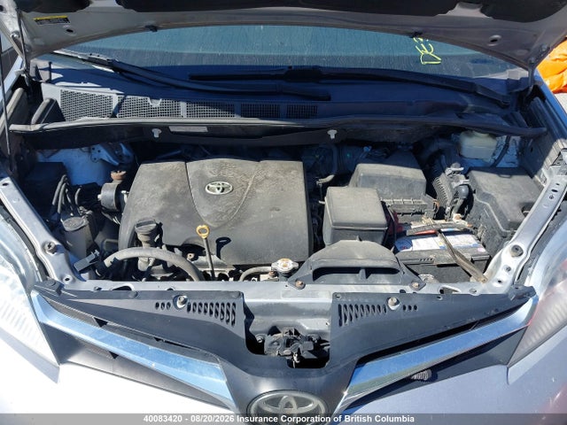 2018 Toyota Sienna Le მანქანა იყიდება აუქციონზე, vin: 5TDKZ3DCXJS921323, აუქციონის ნომერი: 40083420