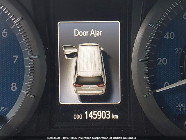 2018 Toyota Sienna Le მანქანა იყიდება აუქციონზე, vin: 5TDKZ3DCXJS921323, აუქციონის ნომერი: 40083420