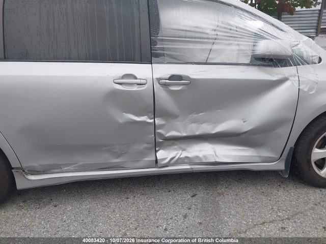 2018 Toyota Sienna Le მანქანა იყიდება აუქციონზე, vin: 5TDKZ3DCXJS921323, აუქციონის ნომერი: 40083420